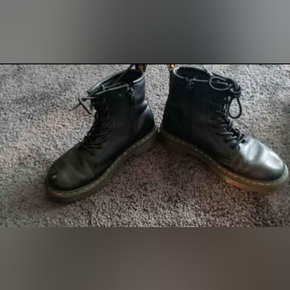 Dr Martens kids boots